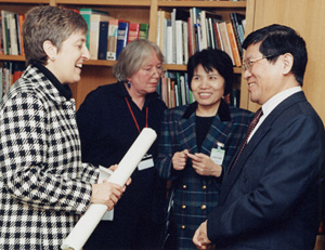 The new Chinese Cultural Counsellor to London, Yan Shixun , his wife, Pu Jubao (First Secretary (Cultural)), and Huang Peibin (Third Secretary).